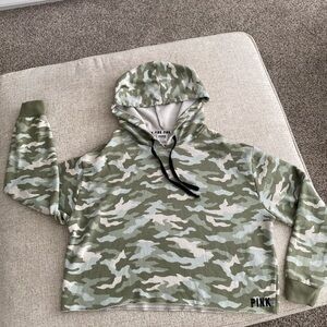 Pink camo hoodie size large L cropped